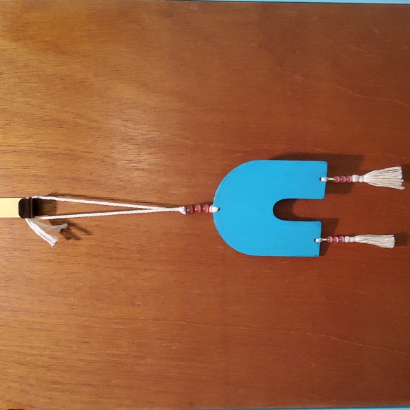 Cat's Eye Beaded Arch - Picture 4 of 7